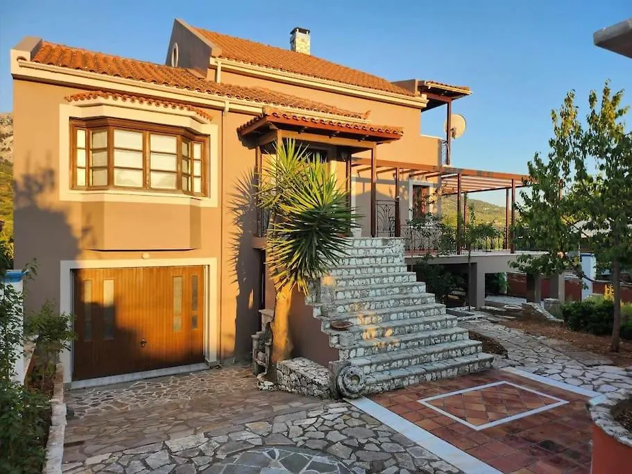 Agrampeli Villa Valsamata