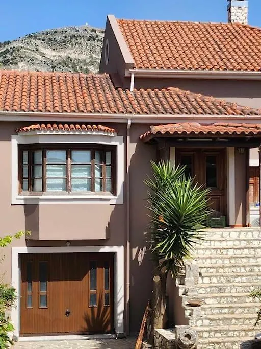 Agrampeli Villa Valsamata